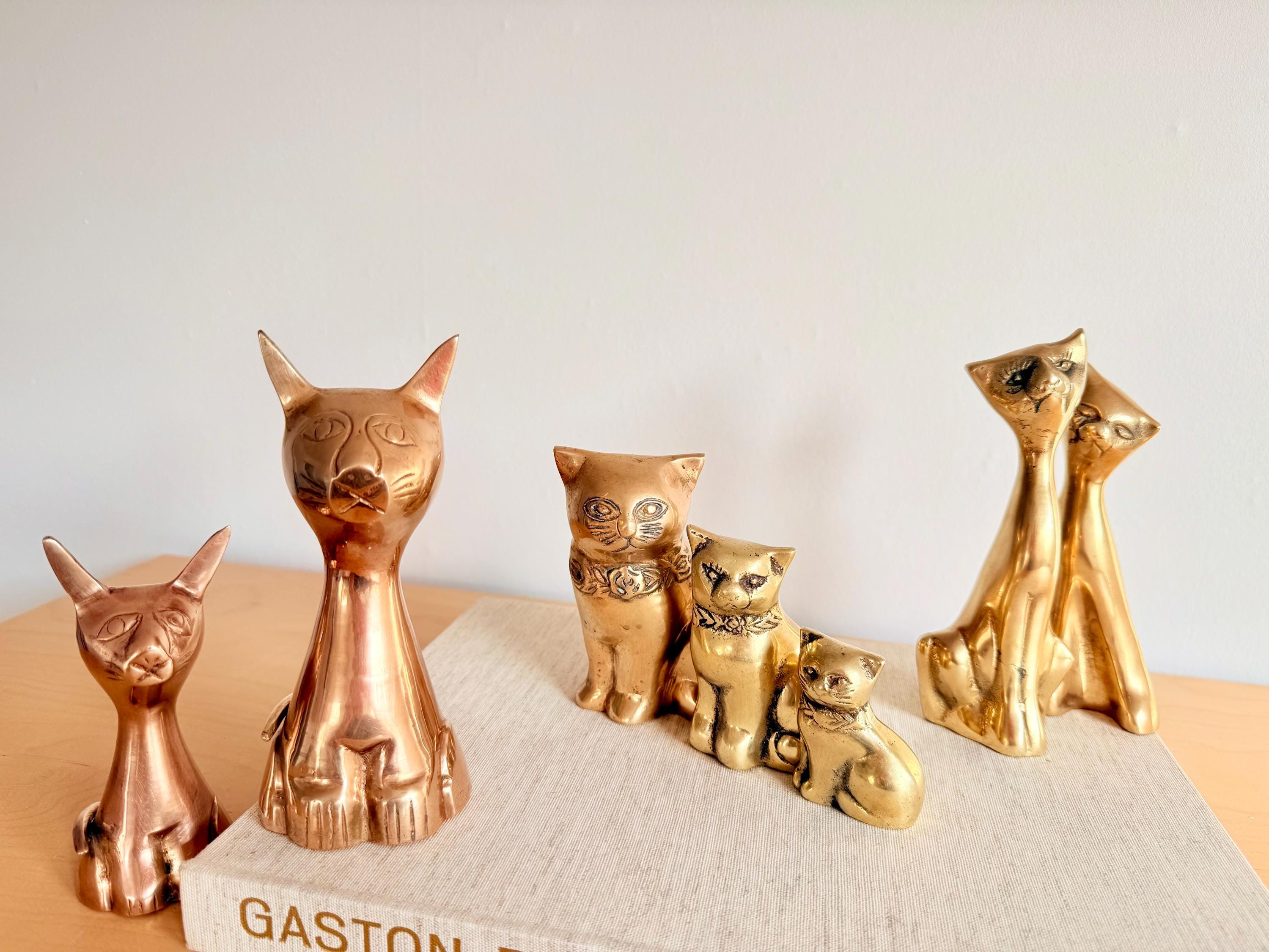 美しいヴィンテージ真鍮製の猫の置物2体、ミッドセンチュリーの