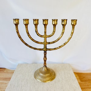 Brass Menorah Vintage Candle Holder 7-Arm Gold Candelabra Retro Hanukkah Decor Jewish Home Decor Gift Idea Gold Jewish Candle Stand