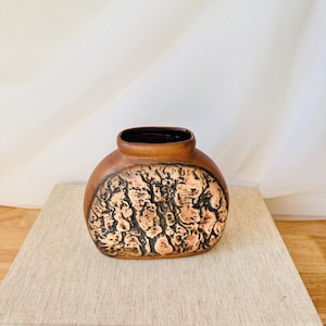 Flat Vintage Vase by Dümler & Breiden | Brown Retro WGP Vase from the 1960s | Artistic Mid-Century Ceramic with Relief
