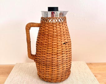 Thermos en rotin par Björndahl Thermos rétro vintage des années 1970 Thermos Björndahl du milieu du siècle Pichet bohème tressé