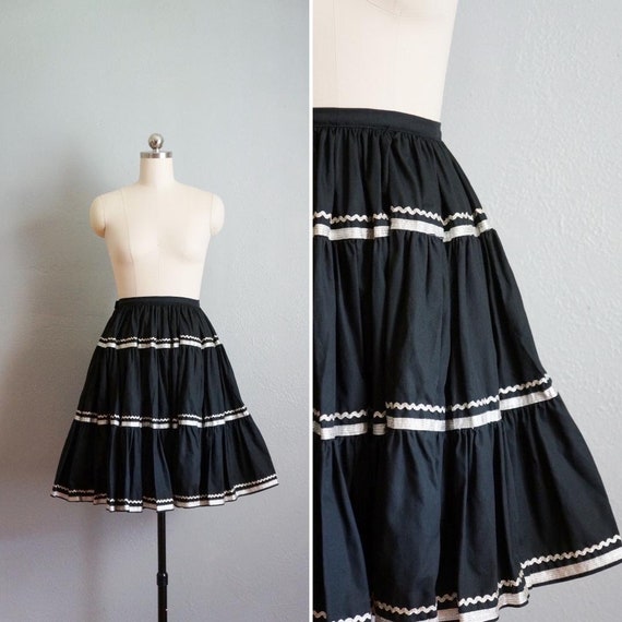 1950s Black Patio Circle Skirt | Vintage 50s Full