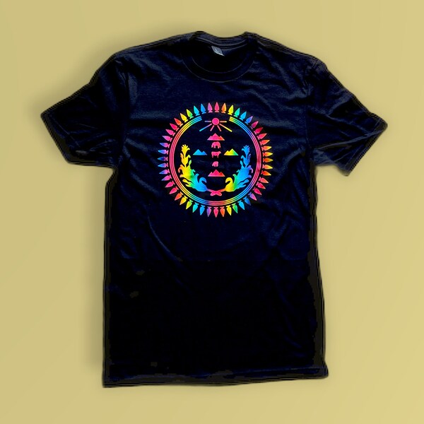 Navajo symbol graphic tee