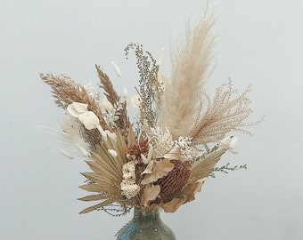 Luxury large boho dried flower bouquet for home table decor with natural arrangements, wedding bridal bouquet