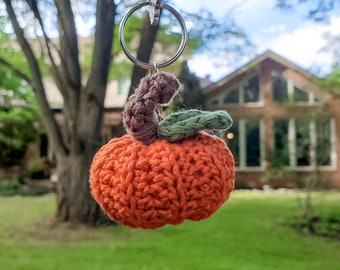 Pumpkin Keychain, Crochet Pumpkin Keychain, Fall Keychain, Cute Keychain, Rustic Pumpkin Keychain, Fall Gift, Pumpkin Bag Charm