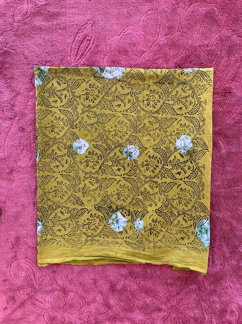 Neck tie 44*44 inch Hand Printed Pure Cotton Small Square Scarf For Women Neckerchief Cotton Bandana Gift for MenWomen Foulard