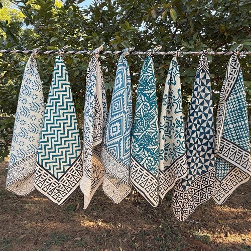 Lot de 8 écharpes bandana en coton indien de couleur turquoise, foulard, foulard, cravate, masque facial, hijab, cadeau fait main pour maman, papa, femme, mari, petite amie