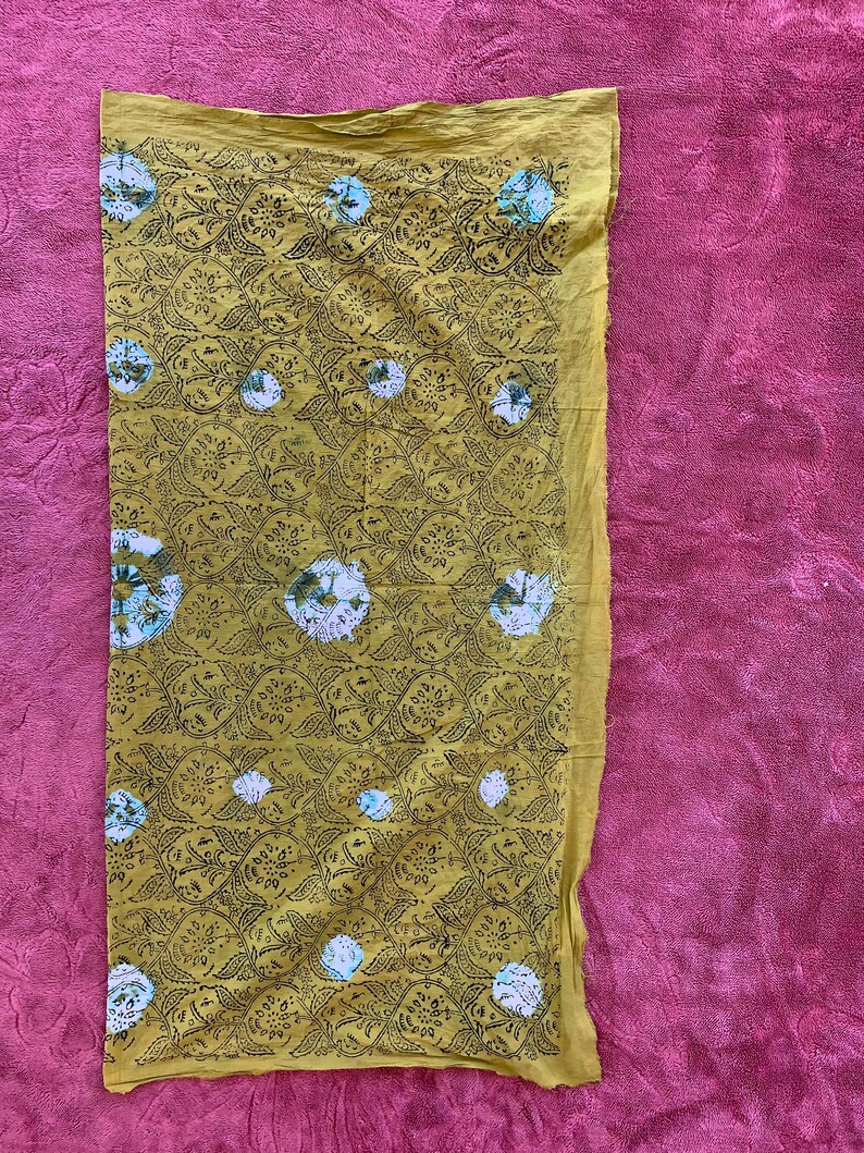 Neck tie 44*44 inch Hand Printed Pure Cotton Small Square Scarf For Women Neckerchief Cotton Bandana Gift for MenWomen Foulard