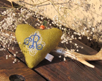 Harris Tweed Lavender Heart in Vibrant Green with Personalised Embroidered Monogram