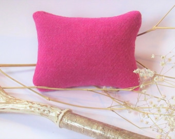 Harris Tweed Mini Lavender Cushion in Bright Bubblegum Pink!