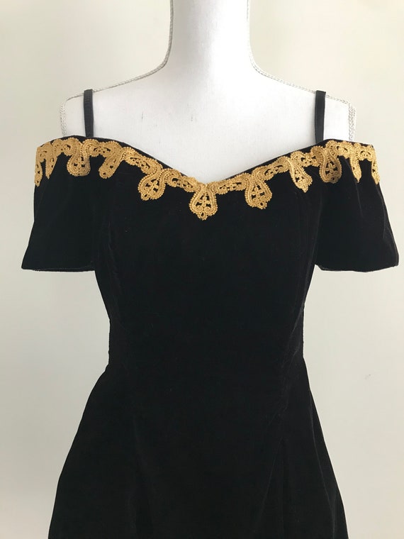 1990s RAMPAGE Black Velvet Gold Trim Dress, Vinta… - image 4