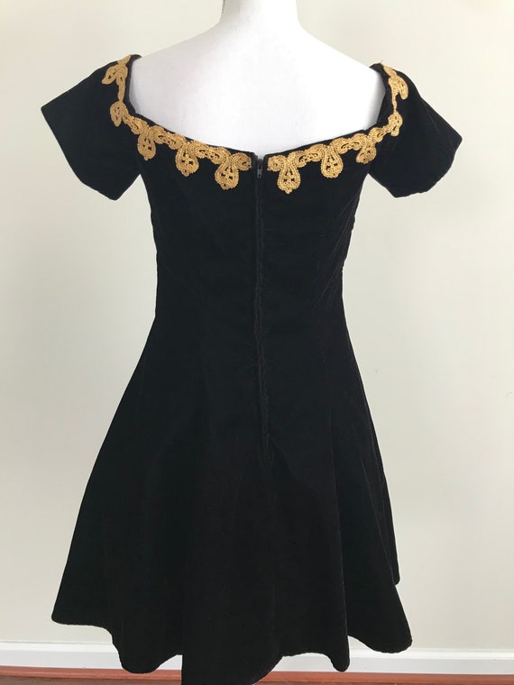 1990s RAMPAGE Black Velvet Gold Trim Dress, Vinta… - image 7