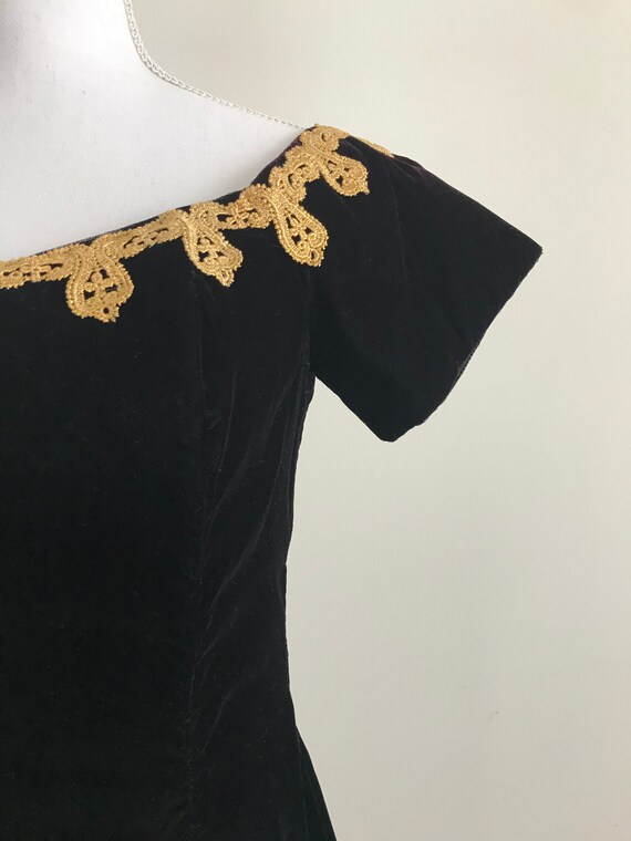 1990s RAMPAGE Black Velvet Gold Trim Dress, Vinta… - image 3