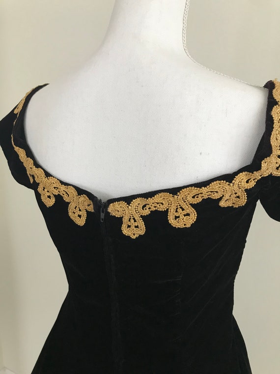 1990s RAMPAGE Black Velvet Gold Trim Dress, Vinta… - image 6