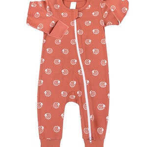 baby sleepsuits with grippy feet