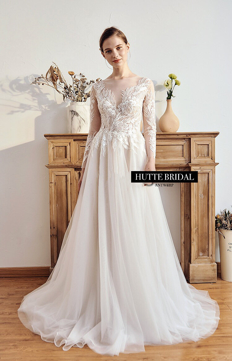 Long Sleeve Lace A-line Wedding Dress| Stunning Lace A-line Wedding ...