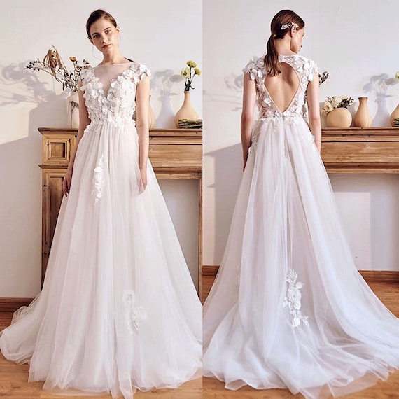 Flower Applique A-line Sleeveless Wedding Dress| A-line Wedding Dress With  Flower Applique| Lace A-line Bridal Gown With Flower Details - Etsy