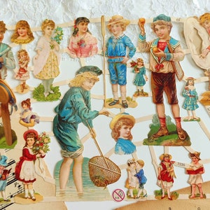 Niños practicando deportes en relieve estilo vintage Relieve alemán Deportes y pasatiempos infantiles victorianos Recortes para decoupage Collage Fabricación de tarjetas