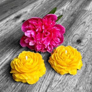 Set of 2 Pure beeswax peony flower candles - decorative candle - wedding birthday anniversary valentines gift