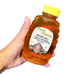 Delicious 1 lb Raw Honey by SweetStingApiaries - All-Natural Sweetness Straight from the Hive