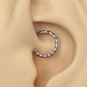 16G Silver Daith Jewelry Ring | 8mm Minimalist Daith Jewelry Clicker | Dainty Daith Hoop Piercing | Cute Tragus Cartilage Daith Clicker