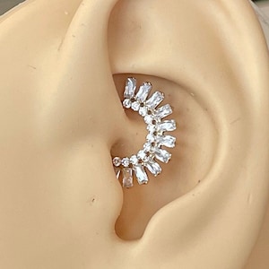 16G Oro Daith Pendiente Titanio Clicker 8 mm/10 mm / CZ Cristal Daith Joyería / Daith Piercing CZ Lindo Daith Pendiente Oreja Clicker Titanio
