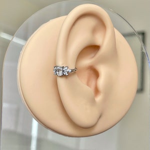 16G Gold Helix Piercing Titanium Cute Conch Orbital Earring Piercing Cartilage Opal Helix Earring Hoop Cool Edgy Earrings Conch Ring Jewelry