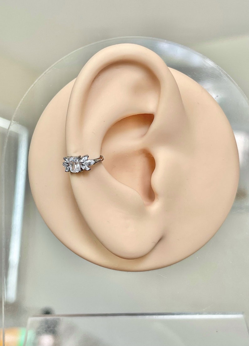 16G Gold Helix Piercing Titanium Cute Conch Orbital Earring Piercing Cartilage Opal Helix Earring Hoop Cool Edgy Earrings Conch Ring Jewelry