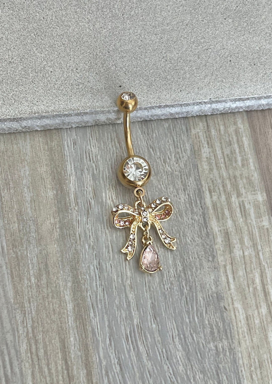 Cute Bow Belly Button Ring Silver or Gold Dainty Minimalist Belly Piercing Delicate Elegant
