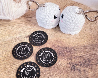 Boo I Love You ~ Kissing Ghost Patches link to FREE pattern in description ~ 1.5" Round Tags ~ 6 pack ~ Low  Sew Keychain Labels ~ Crochet