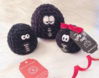 Holiday Crochet Pattern Bundle ~ DIY Lump of Coal & Gumdrop + 18 Festive Gift Tags – Stocking Stuffer, Holiday Market, White Elephant Gift