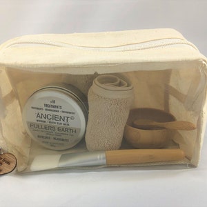 Vegan Fullers Earth 6 piece Clay Face Mask set to refresh & rejuvenate, up to 10 applications, brush, headband, bowl, spoon in make - up bag