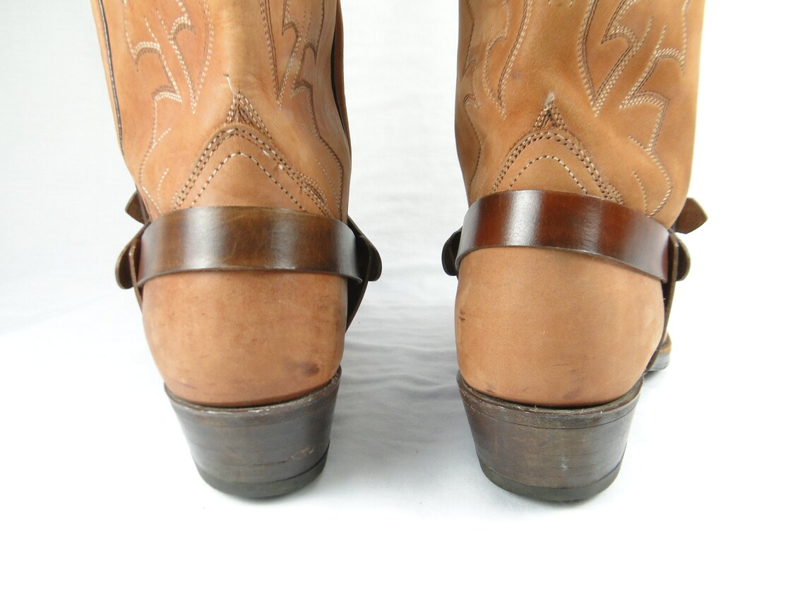 boot straps leather