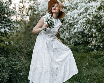 Bohemian floral linen dress tea length/ Summer white linen dress / Cottagecore linen dress / Laura Ashley inspired/ Buttoned pregnancy dress