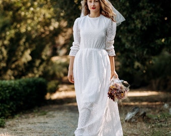 Robe de mariée maxi en dentelle à manches longues / Robe de mariée blanche modeste / Robe de mariée en dentelle à manches longues minimaliste / Mariage minimaliste modeste