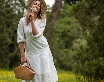 White cotton dress with lace and long sleeve / Cottagecore dress / Laura Ashley inspired dress / Bohemian midi white dress / Summer dress