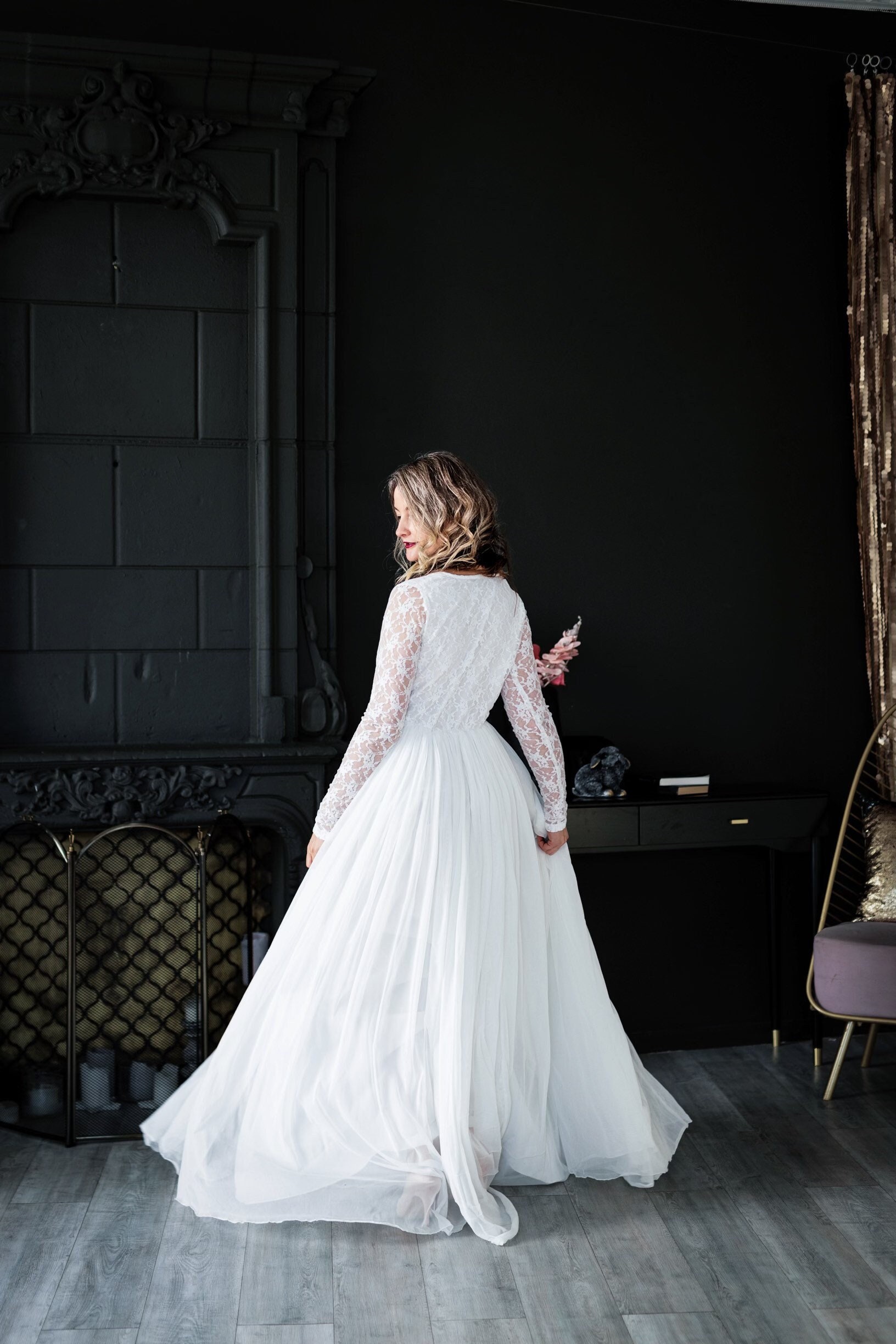 Lace maxi wedding dress with long sleeve / Modest white  maxi wedding dress with huge tulle skirt / Long sleeves wedding dress