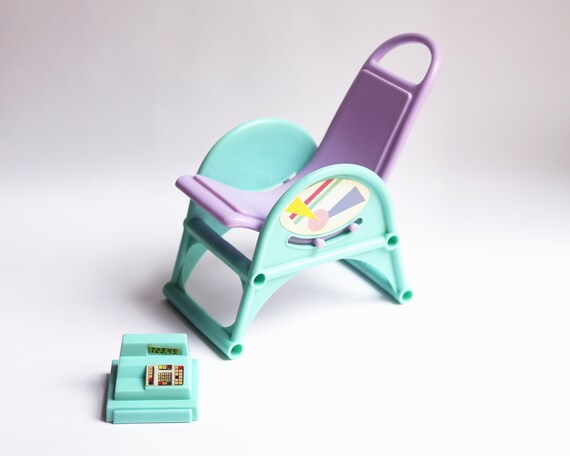 barbie salon chair