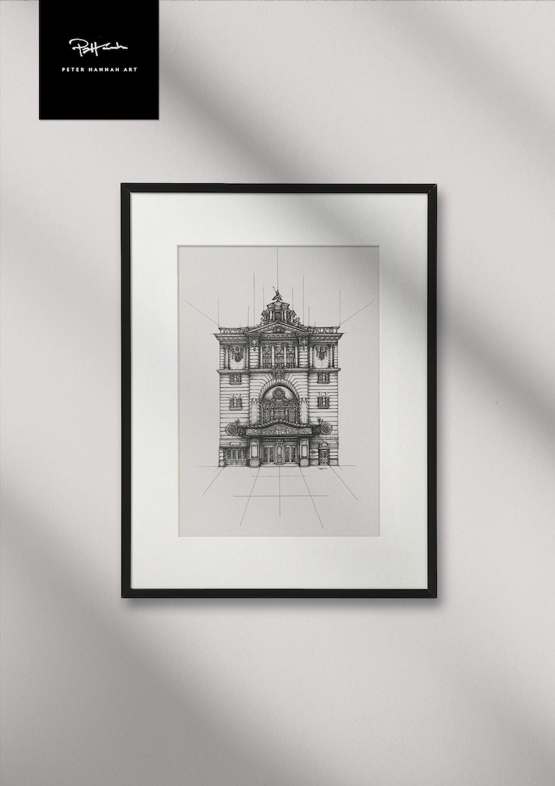 Puede incluir: Dibujo en blanco y negro de un edificio con una gran entrada arqueada y un techo decorativo. El dibujo est&aacute; enmarcado en un marco negro y est&aacute; colgado en una pared blanca.