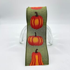Fall Pumpkin Wired Ribbon – 2.5&quot; Moss Green Background with Vibrant Orange Pumpkins – Autumn, Halloween & Thanksgiving Decor Cut in 5 yds