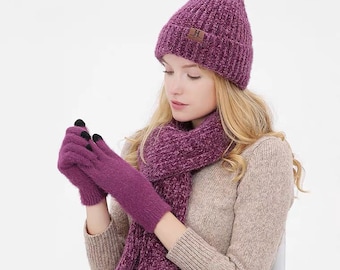 berghaus hat scarf gloves set
