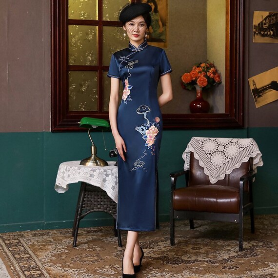 Chinese Cheongsam Navy Blue and Red 