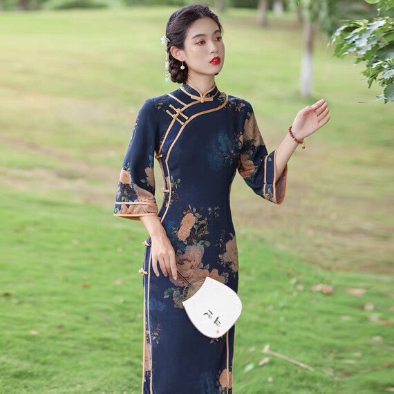 Blue Qipao Floral Prints 