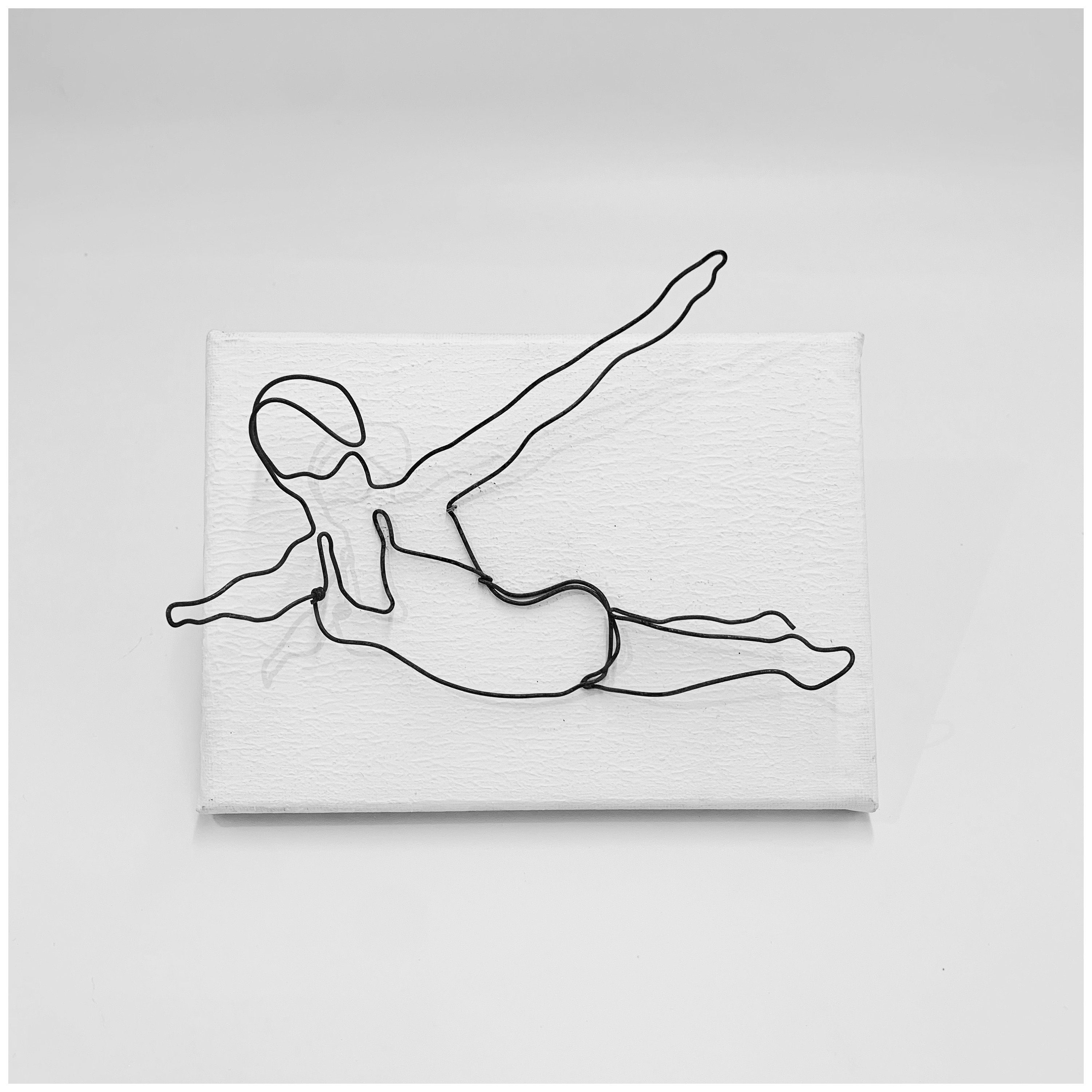 Rusty Rivets Synchronized Swimming SYNCHRONIZED SWIMMER Steel Wire Sculpture on Canvas - Etsy