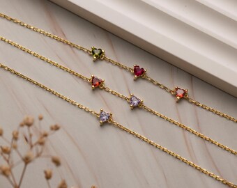 Dainty Family Birthstone Bracelet for Women, Minimalist Personalized Gift Jewelry for Her