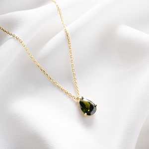 Peridot Birthstone Necklace for Women, 925 Sterling Silver Necklace, Peridot Gemstone Necklace, August Birthstone Necklace, Birthday Gift