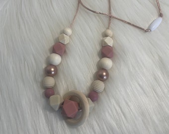 Collier d’allaitement ou de portage ton vieux rose et or