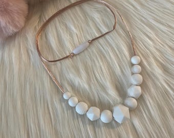 White silicone nursing necklace with copper cord