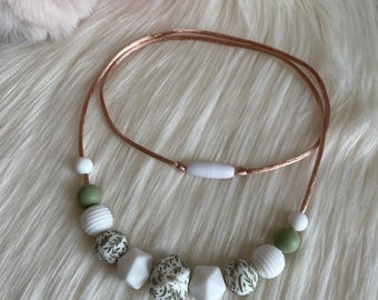 Eucalyptus green and white silicone nursing necklace