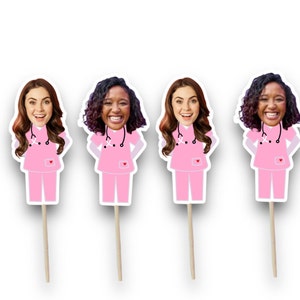 Topos para festa de enfermeira | Topos para cupcake | Enfermeira | Festa de formatura | Presente de formatura | Decorações para festa de enfermeira | Enfermeira registrada | Festa