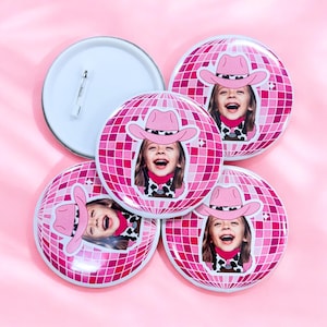 Party Buttons | 3 Zoll | Cowgirl Geburtstag | Western Girl Party Zubehör | Gastgeschenke | Party Geschenke | Erstes Rodeo | Disko-Cowgirl |